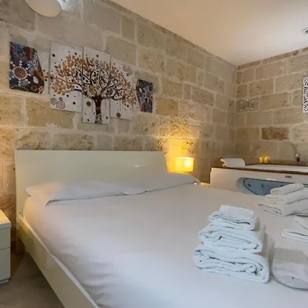 Appartamento La Suite in Centro - Relax&spa Bari