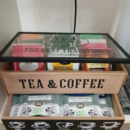 Apartment La Suite In Centro Con Vasca Idromassaggio - Relax & Spa Bari