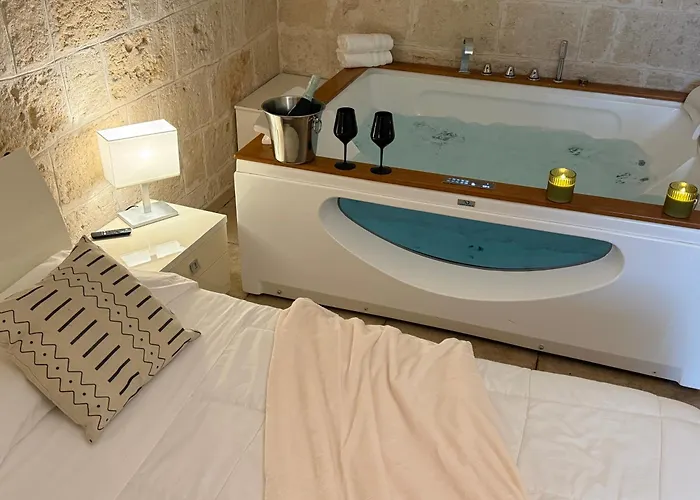 La In Centro Con Vasca Idromassaggio - Relax & Bari